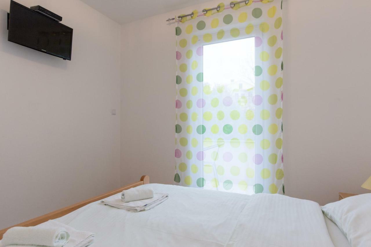 קרק Apartments Karen מראה חיצוני תמונה