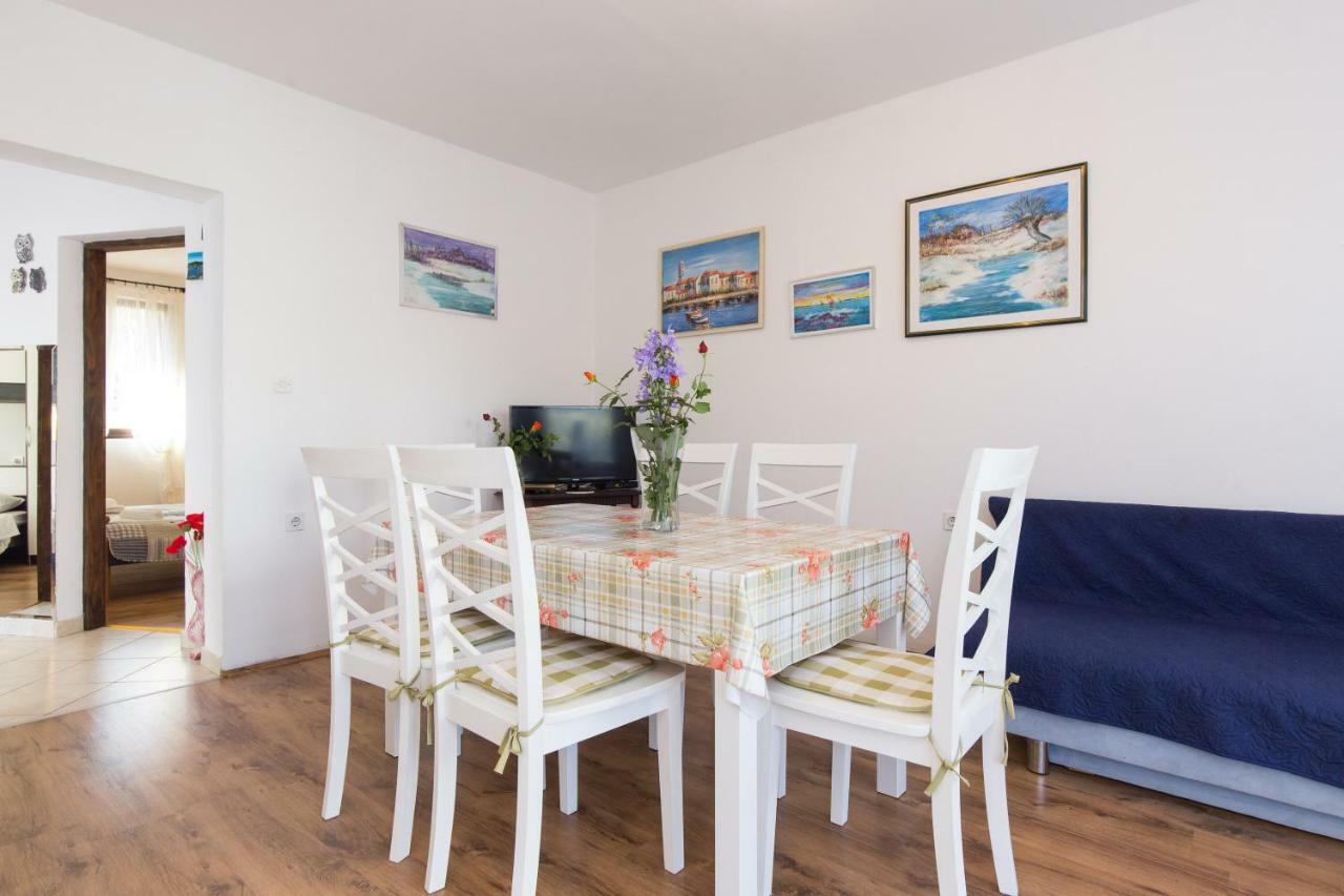 קרק Apartments Karen מראה חיצוני תמונה